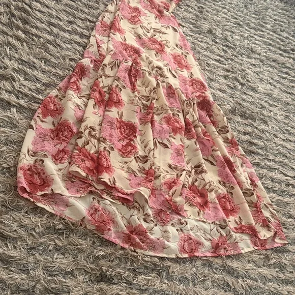 Elegant Pink Floral High-Low Hollow-Back Maxi Dress in Pink, Size XS - Picture 4 of 10